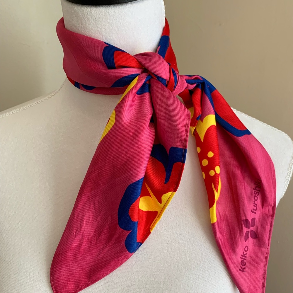 Bandana scarf 🧣 pink floral brand new